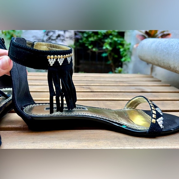 LOVELY PEOPLE Suede Fringe Sandals - Picture 2 of 9